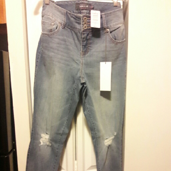 Torrid Premium Stretched Distresd Jegging