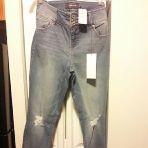 Torrid Premium Stretched Distresd Jegging