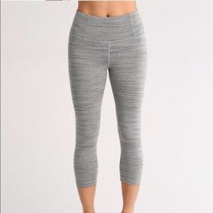 Manduka high waisted crop size m