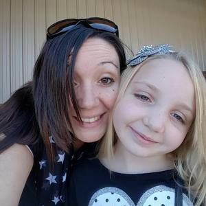 Meet your Posher, Liz