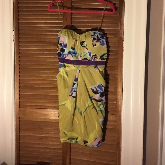 Green strapless Vince camuto dress