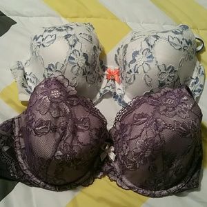 *SOLD* VS Lined Perfect Coverage Bra (set of 2)