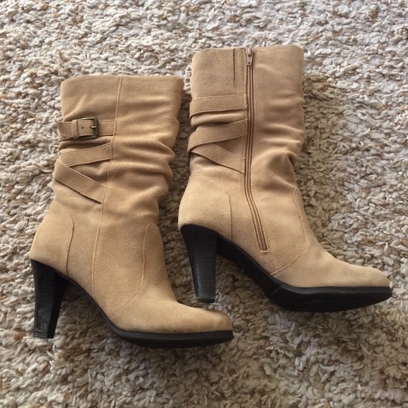 Tan Buckle Leather Boots