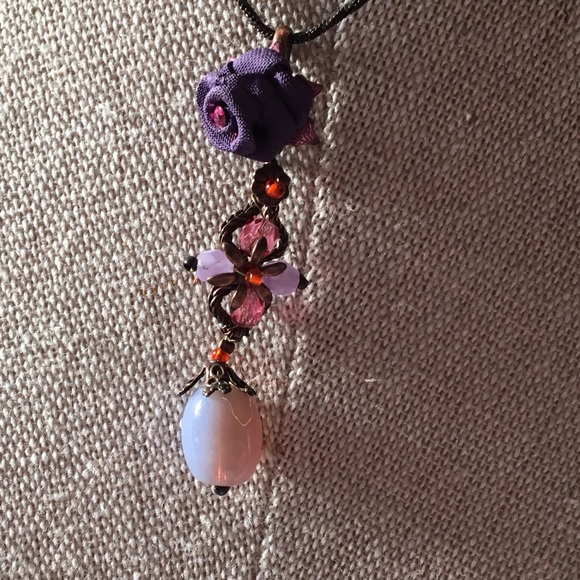 ✨SOLD✨ Purple Rose Pendant - Picture 1 of 3
