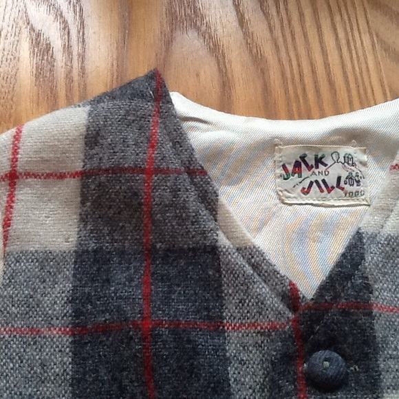 Retro 1950's Infant/Baby Boy Wool tartan vest - Picture 3 of 4