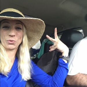 Meet your Posher, Julie