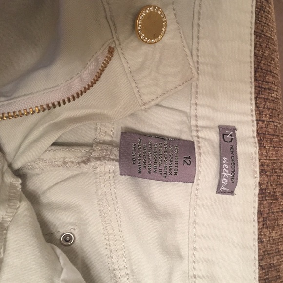 Shorts - Picture 2 of 2