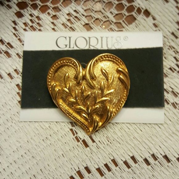 Glorious  Jewelry - Beautiful gold heart brooch