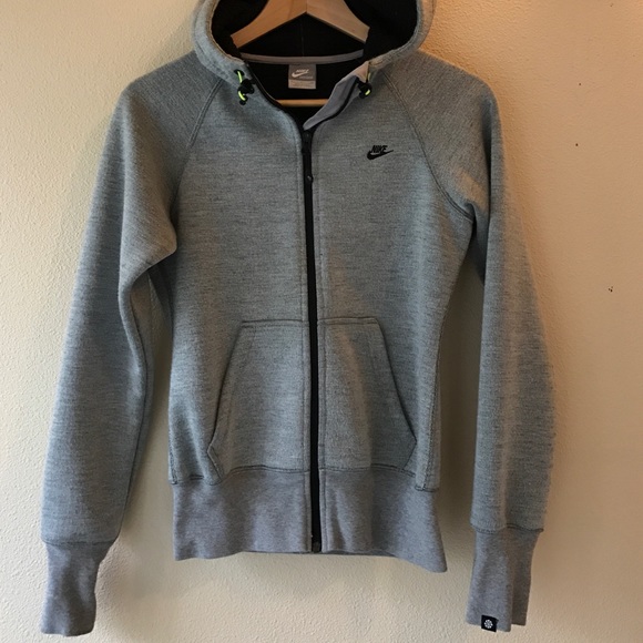 Nike ZipUp