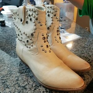 Charlotte Russe ankle books