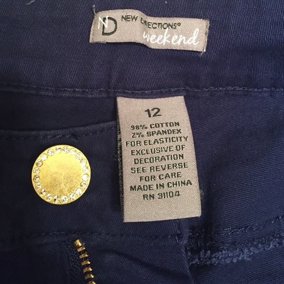 Shorts - Picture 2 of 2