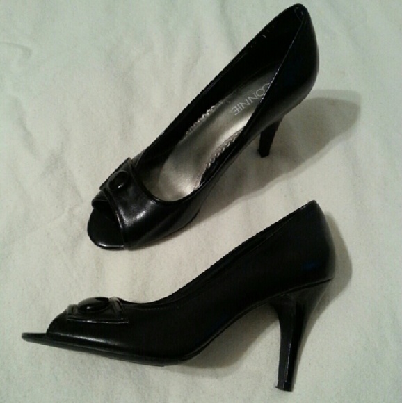 Connie Signature Heels