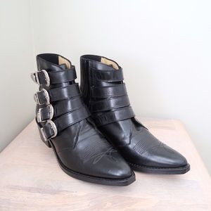 TOGA PULLA buckled ankle boots