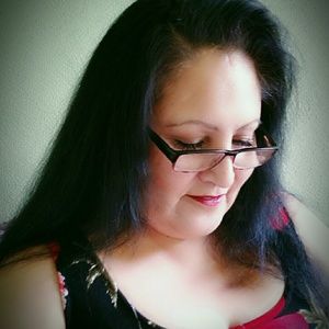 Meet your Posher, Selia