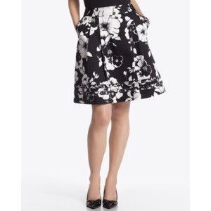 WHBM black and white print skirt.