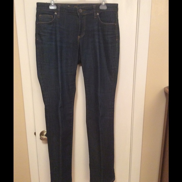 Jeans - Picture 1 of 3