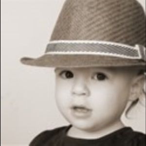 Meet your Posher, Cari