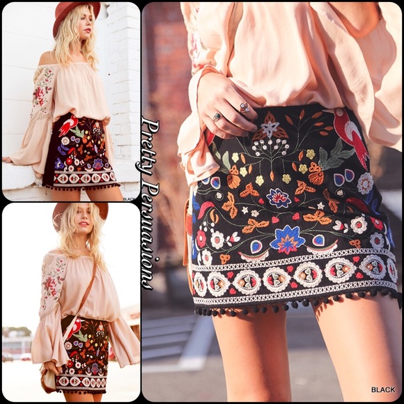 SOLD ‼️Black Embroidered Pom Pom Boho Mini Skirt - Picture 2 of 8