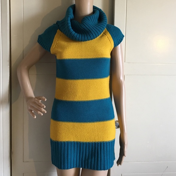 NW/T Ashley Knit Short Sleeve Turtleneck Sweater