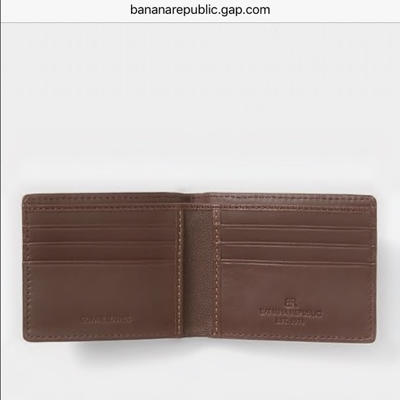 Banana Republic Mens Wallet