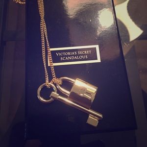 Victoria's Secret Lock & Key Necklace