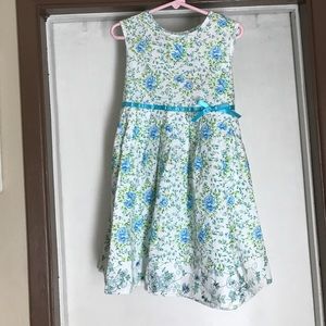 Girls dress