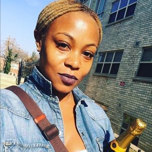 Meet your Posher, Ireneika