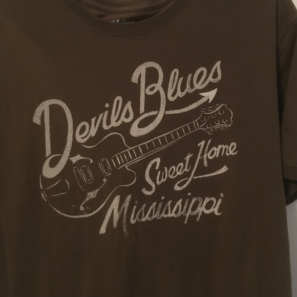 Men's lucky tee shirt