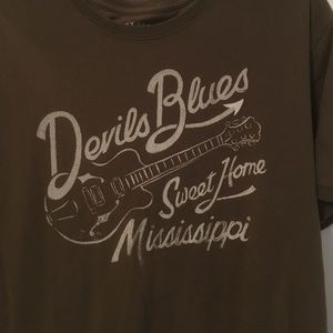 Men's lucky tee shirt