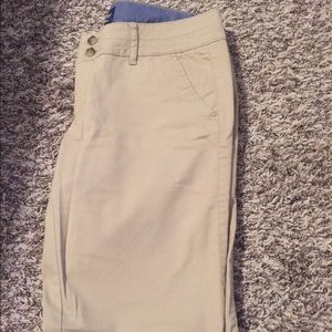 American eagle khaki pants