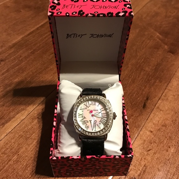 Betsey Johnson Accessories - Betsey J Watch 💞