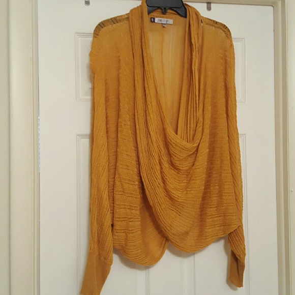 Jennifer Lopez Sweaters - Spring Sweater