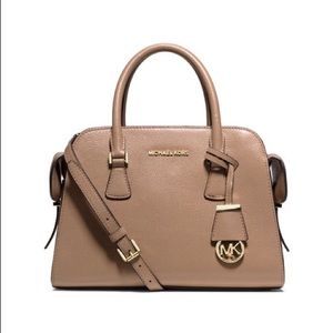 *Sold* Medium Michael Kors Tote