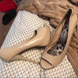 SHI by journey heels