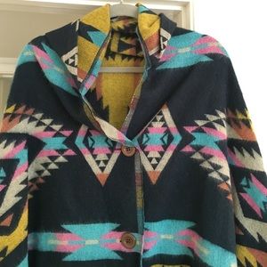 NWT awesome poncho! Indian motif. Beautiful colors
