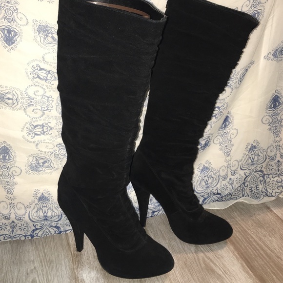 Kelssi Dagger slouchy suede boots size 8