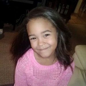 Meet your Posher, Kaila