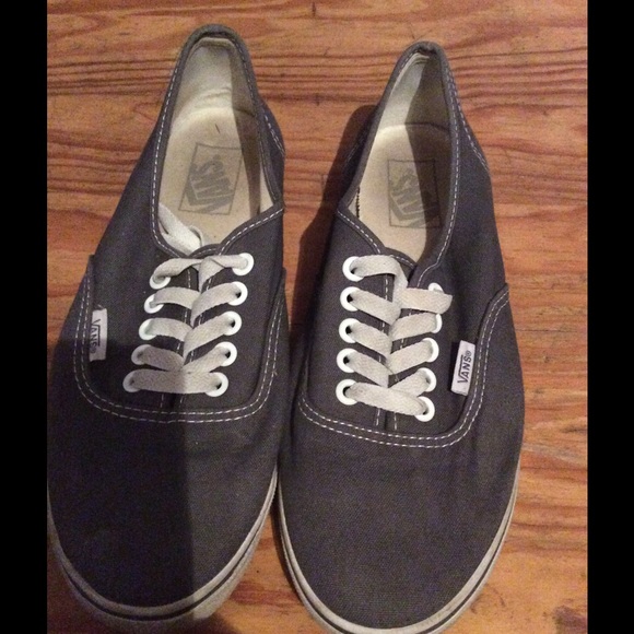 Vans - Picture 1 of 3