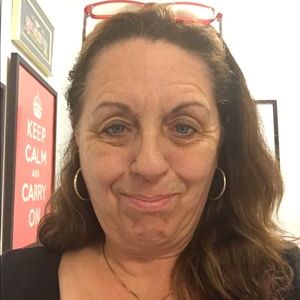 Meet your Posher, Andrea