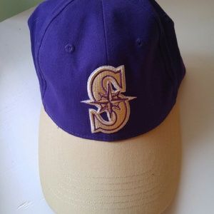 Seattle Mariner's baseball cap