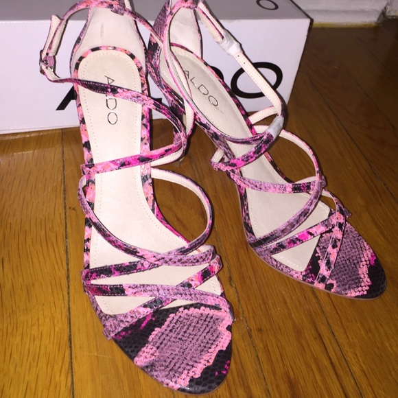 Multicolor snakeskin heeled sandal