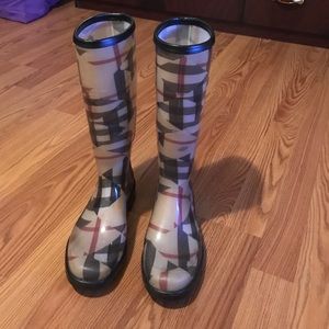 Burberry rain boots