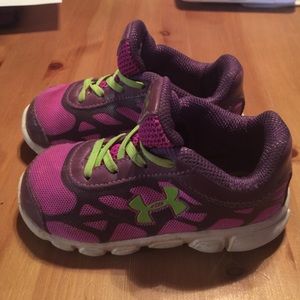 Toddler UA Shoes