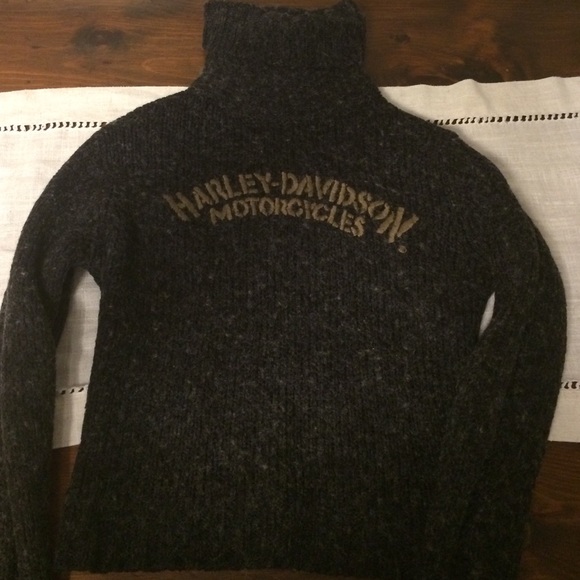 Harley Davidson xs turtleneck sweater