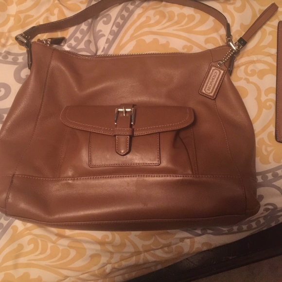 Coach purse & matching wallet - Picture 2 of 4