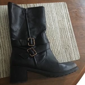 Sz 10 Kenneth Cole boots