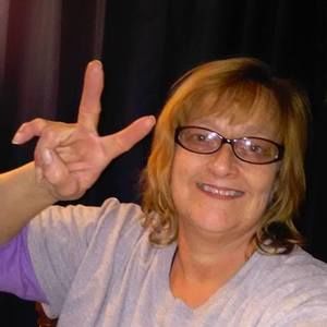 Meet your Posher, Angie