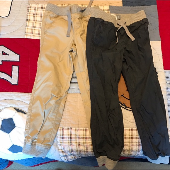 Set of Boys Old Navy Pants Size 5T