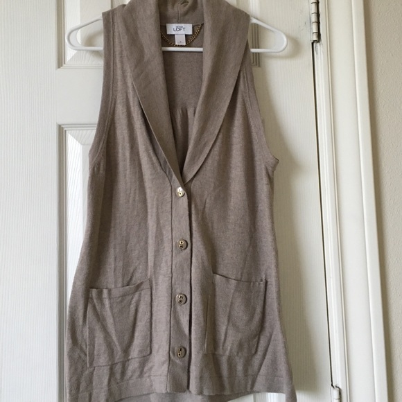 Ann Taylor Loft sleeveless sweater vest