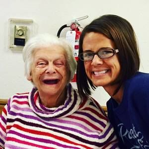 Meet your Posher, Abbi